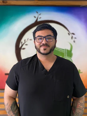 Dr. Manuel Saldivia